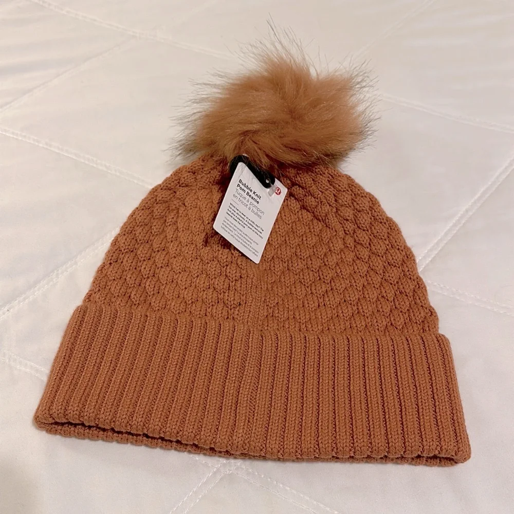 Lululemon bubble knit Pom beanie OS - Picture 1 of 9